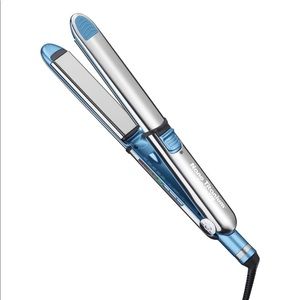 BaBylissPRO Nano Titanium Prima 3000 Flat Iron 1”